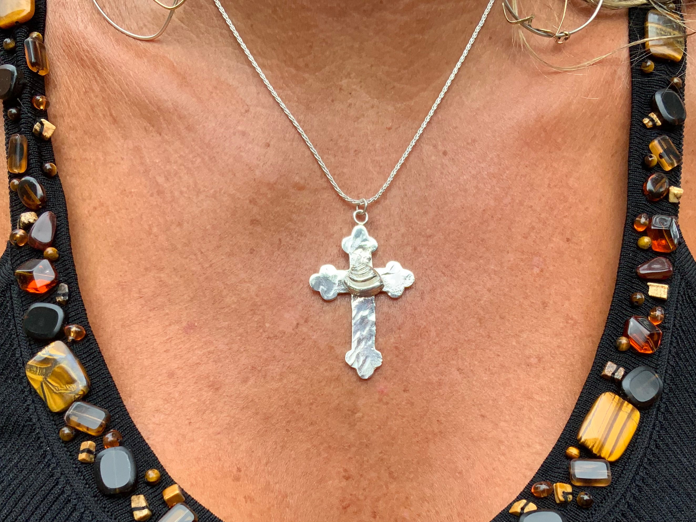 Cross with Pawleys Island  Shell