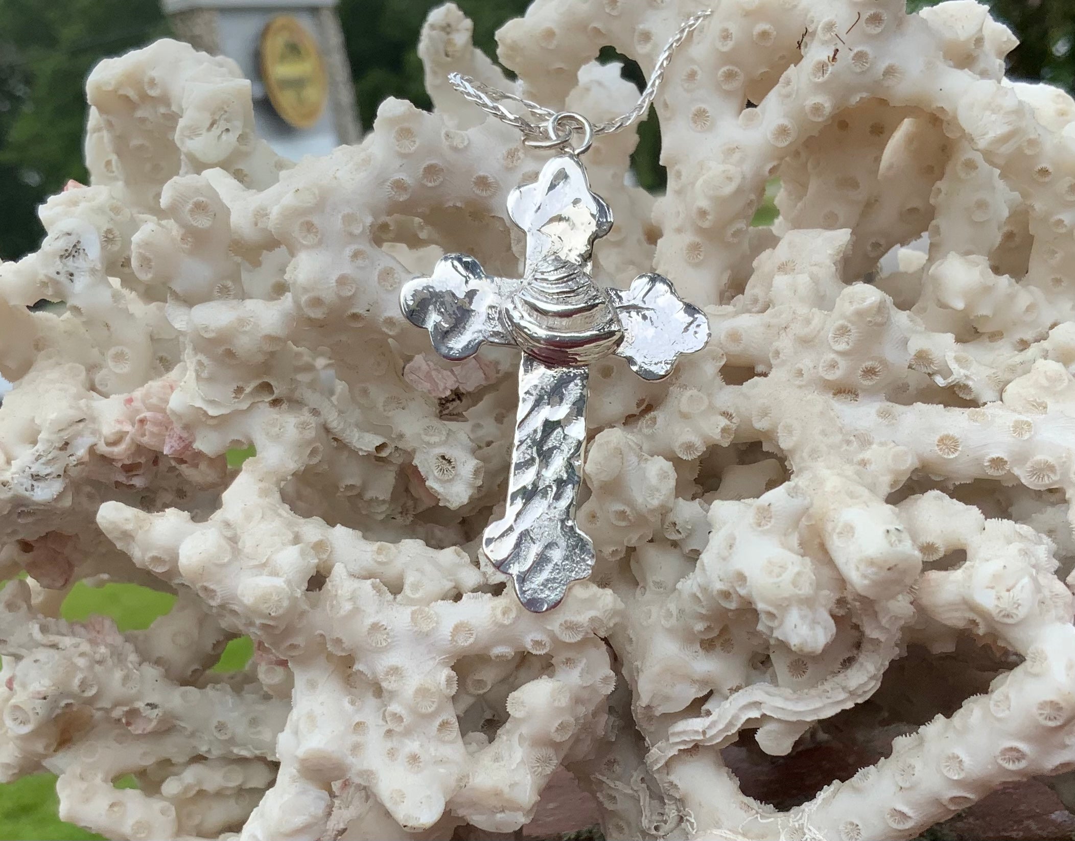 Cross with Pawleys Island  Shell