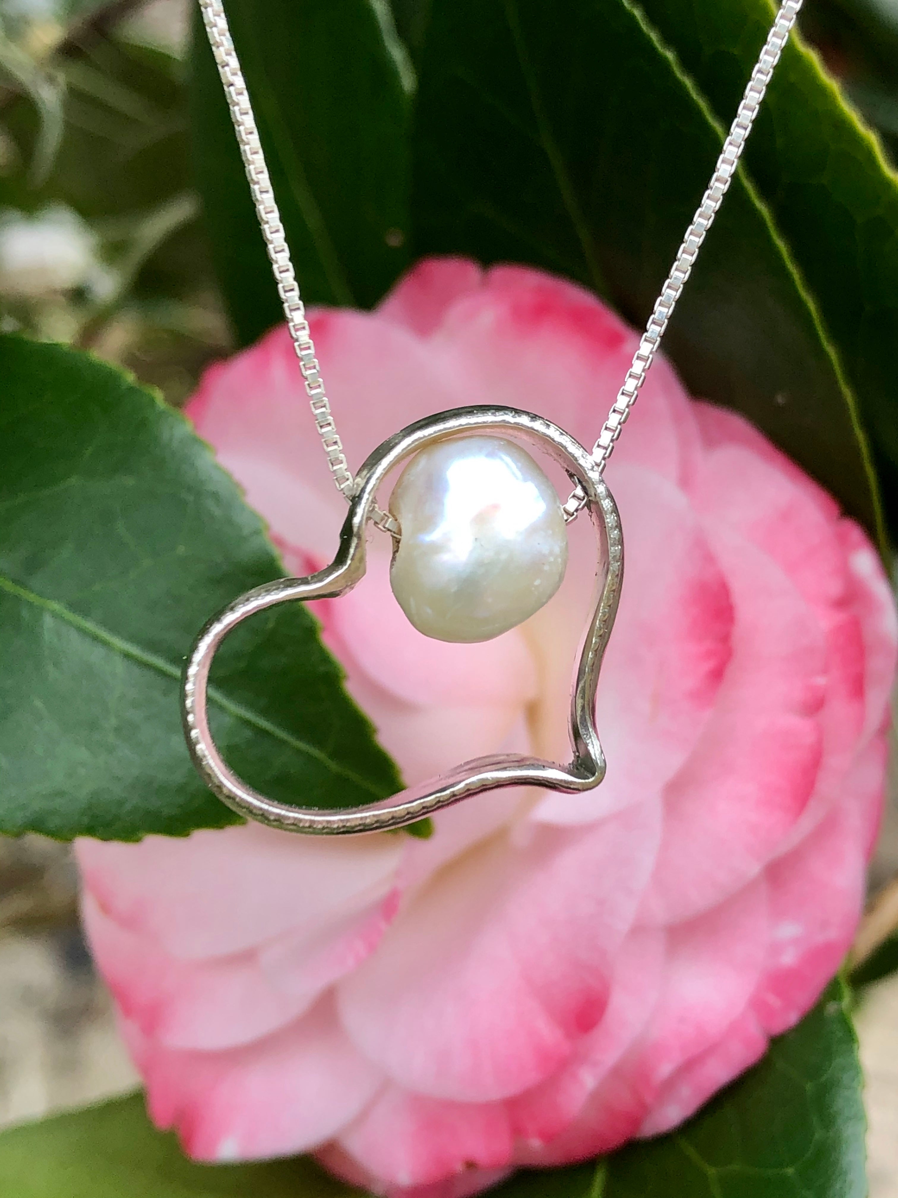 Heart with freshwater pearl